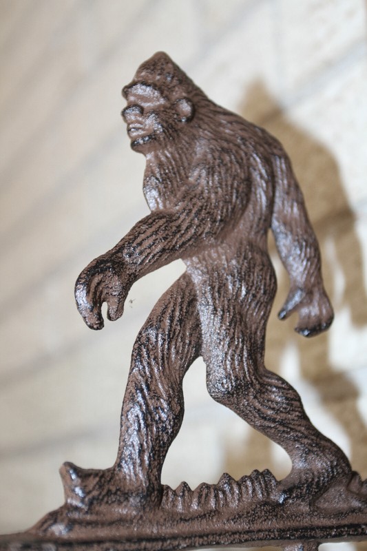 1 WALL MOUNTED BIG FOOT BELL,ALL OCCASION GIFTS,COUNTRY DECOR,SASQUATCH B-97 gallery