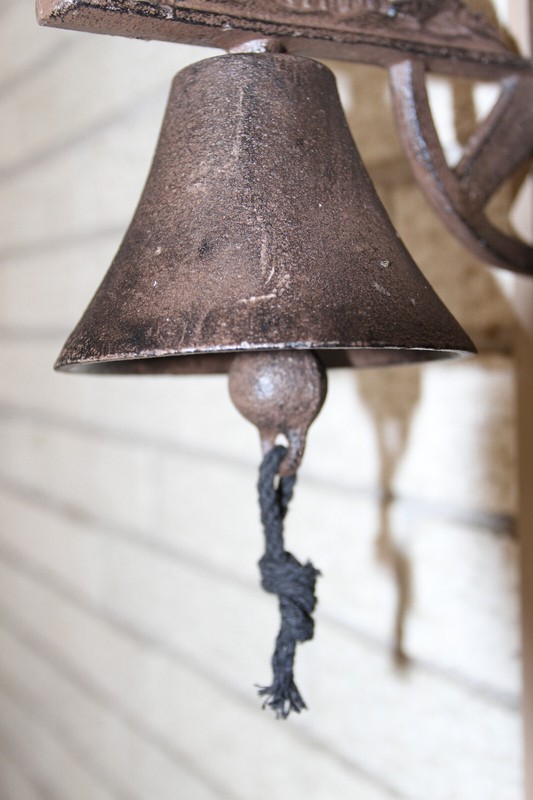 1 WALL MOUNTED BIG FOOT BELL,ALL OCCASION GIFTS,COUNTRY DECOR,SASQUATCH B-97 gallery